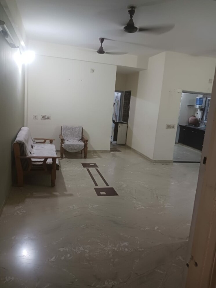 Living Room, chandkheda 2 Bedroom 900 Sq.Ft. Apartment In Chandkheda Ahmedabad 9574107