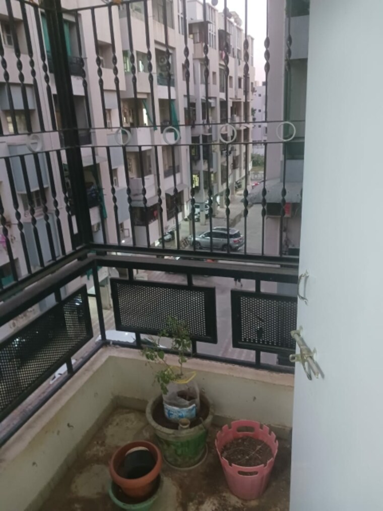 Balcony, chandkheda 2 Bedroom 900 Sq.Ft. Apartment In Chandkheda Ahmedabad 9574107