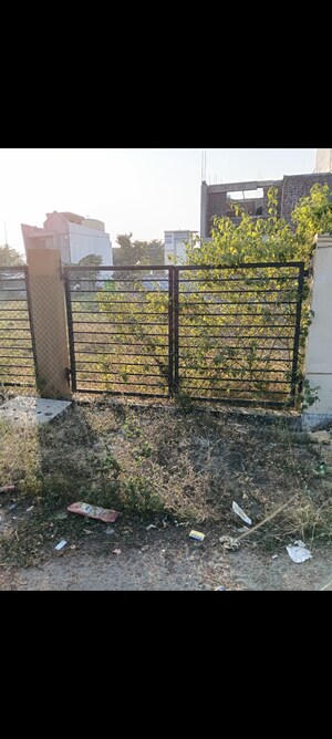  Plot For Sale in Ab Bypass Road