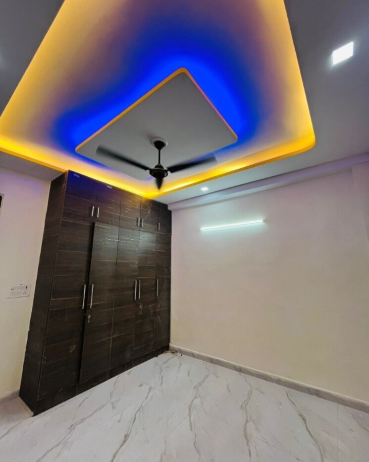 Room, govindpuram 3 Bedroom 983 Sq.Ft. Apartment In Govindpuram Ghaziabad 9574191