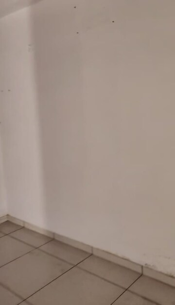 Room in  Office Space at Ratnanjali Solitaire, Satellite – for Rent