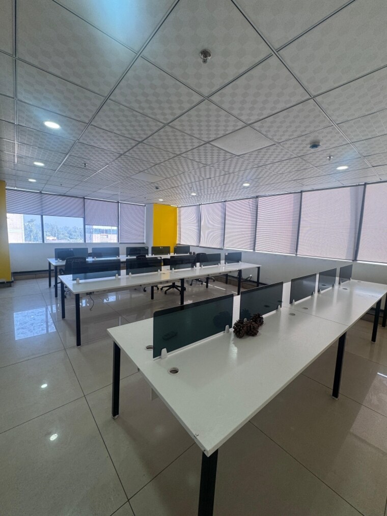 Team Area, sector 74 Commercial Office Space 1500 Sq.Ft. In Sector 74 Mohali 9574255