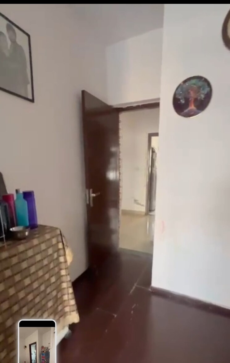 Room, sector 84 3 Bedroom 250 Sq.Yd. Builder Floor In Sector 84 Faridabad 9574224