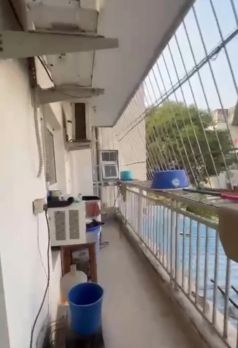 Balcony, sector 84 3 Bedroom 250 Sq.Yd. Builder Floor In Sector 84 Faridabad 9574224