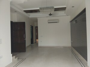 3 BHK Builder Floor For Rent in Defence Colony