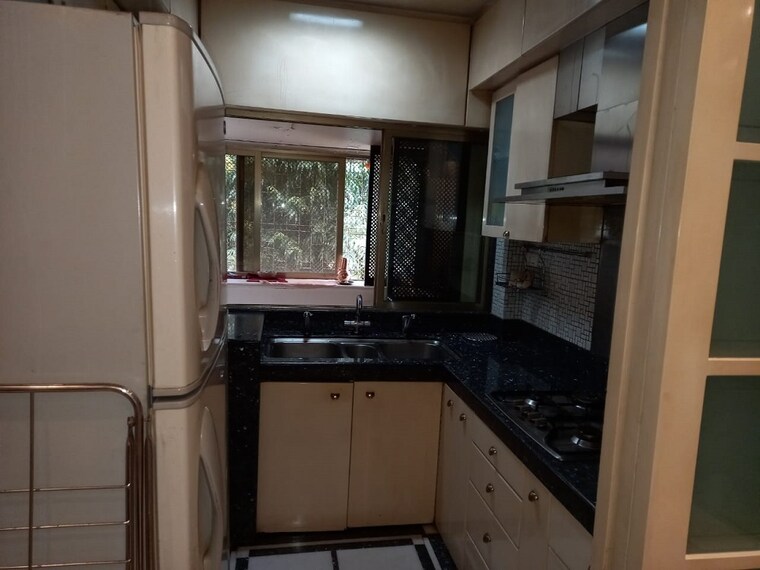 Kitchen, bandra west 1 Bedroom 500 Sq.Ft. Apartment In Bandra West Mumbai 9574091