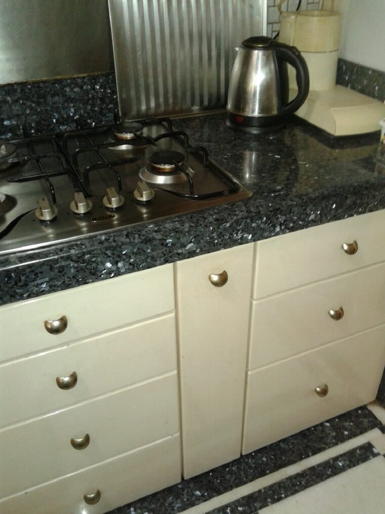 Kitchen, bandra west 1 Bedroom 500 Sq.Ft. Apartment In Bandra West Mumbai 9574091