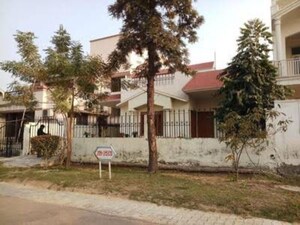  Industrial Plot For Sale in Sigma Ii Greater Noida