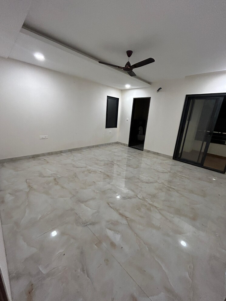 Room, tilak nagar 4 Bedroom 2695 Sq.Ft. Apartment In Tilak Nagar Jaipur 9574285