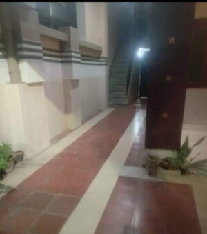  1 BHK Villa at Aliganj – for Rent
