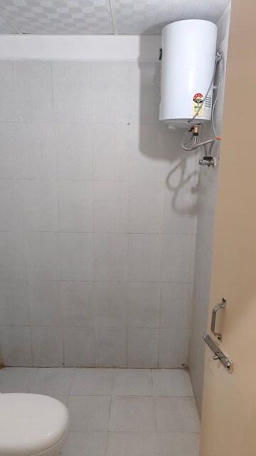 Bathroom in 2 BHK Apartment at Pyramid Elite, Sector 86 – for Rent