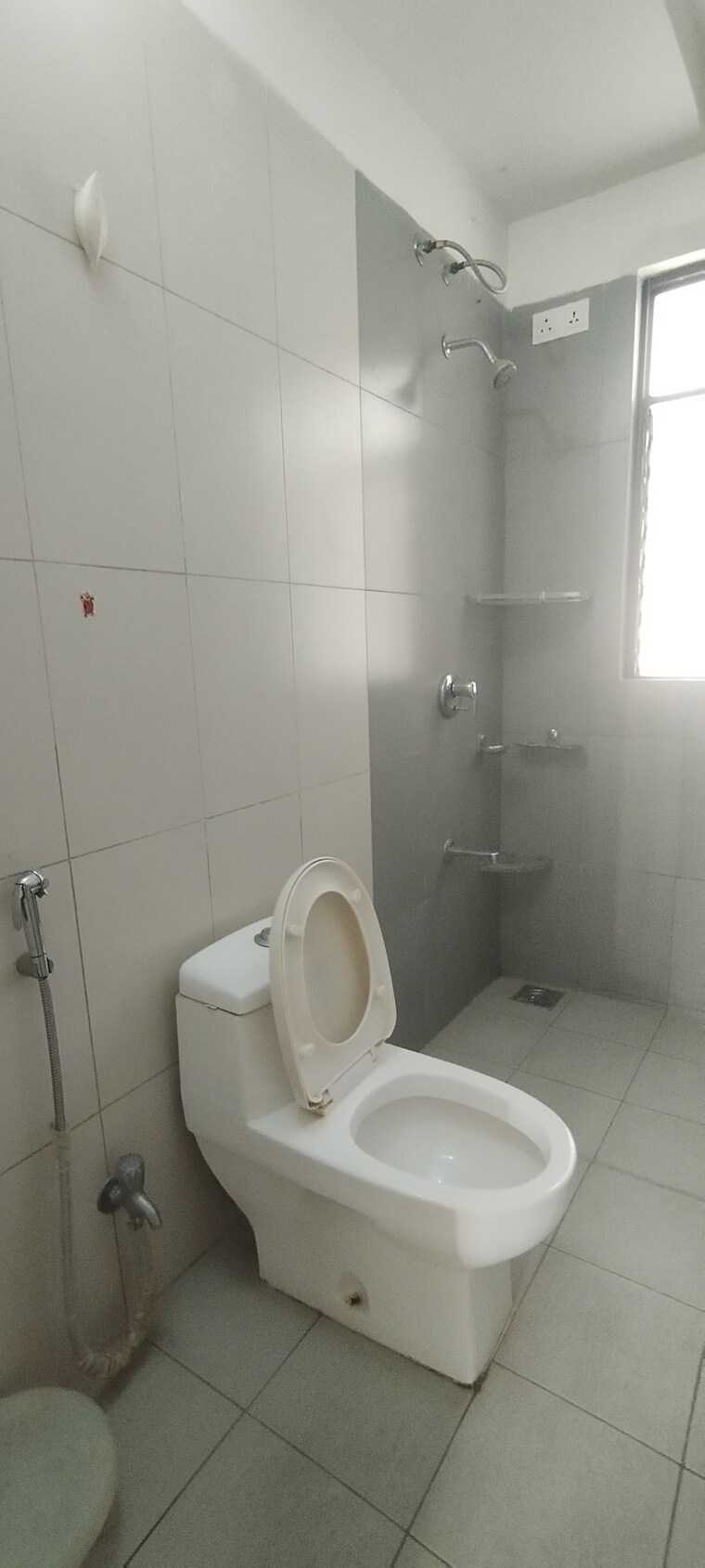 Bathroom, nanded-city-asawari 2 Bedroom 972 Sq.Ft. Apartment In Nanded Pune 9574427