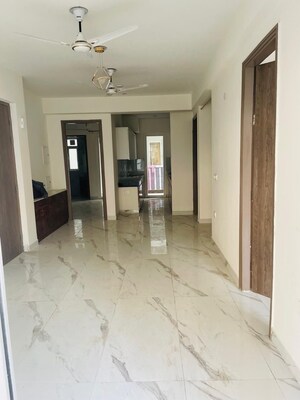 Room in 2.5 BHK Builder Floor at Smart World Gems, Sector 89 – for Rent