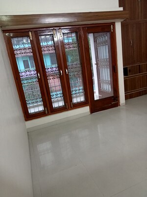 Room in 2 BHK Villa at Aliganj – for Rent