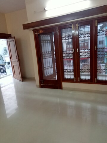 Room in 2 BHK Villa at Aliganj – for Rent