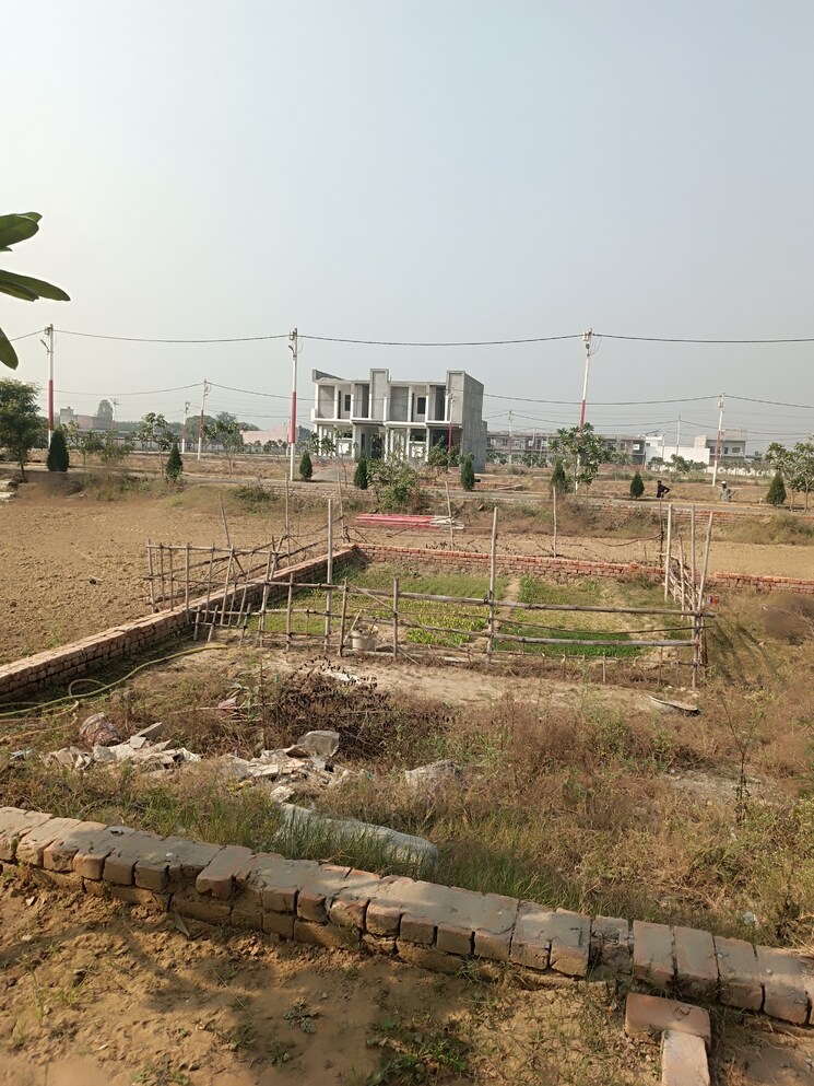 undefined, modipuram  100 Sq.Yd. Plot In Modipuram Meerut 9574730