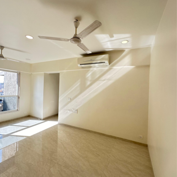 Bathroom in 2 BHK Apartment at Supreme 19, Lokhandwala Complex – for Rent