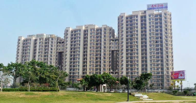2 BHK Apartment For Rent in Aditya Luxuria Estate