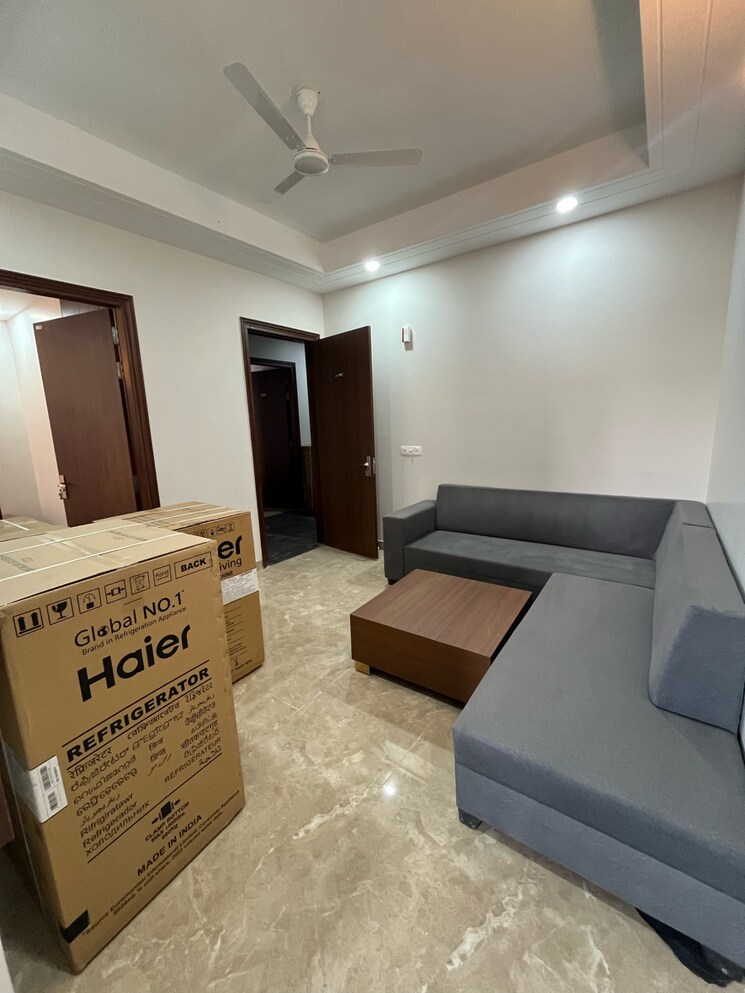Living Room, sector 43 1 Bedroom 875 Sq.Ft. Builder Floor In Sector 43 Gurgaon 9574810