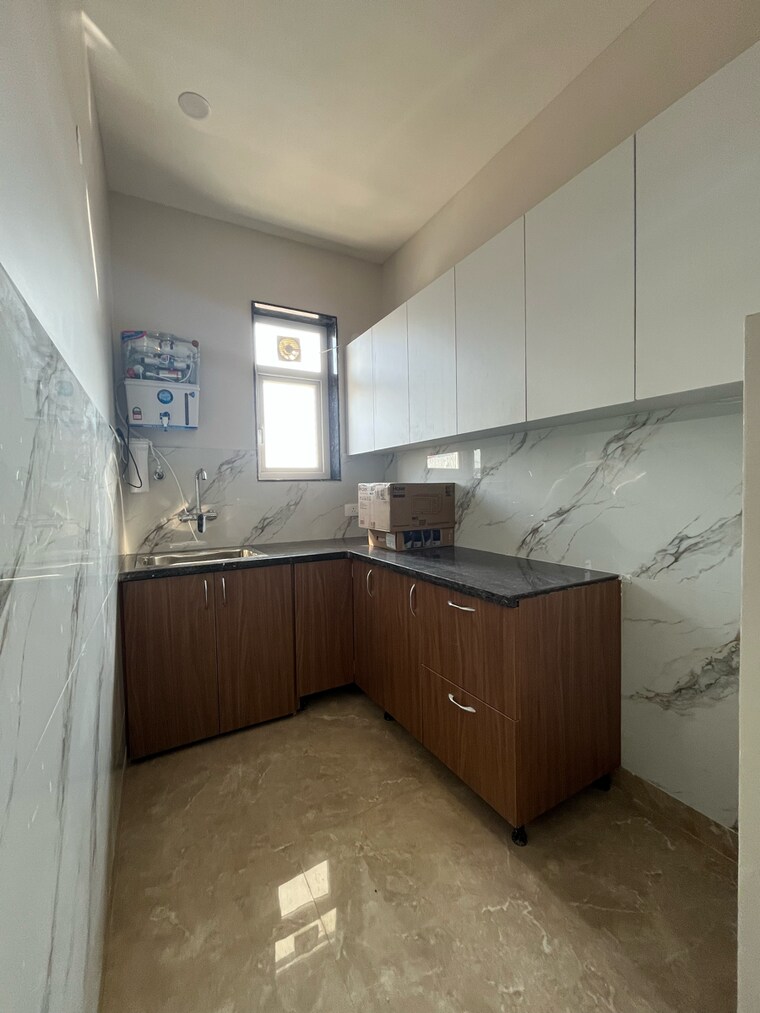 Kitchen, sector 43 1 Bedroom 875 Sq.Ft. Builder Floor In Sector 43 Gurgaon 9574810