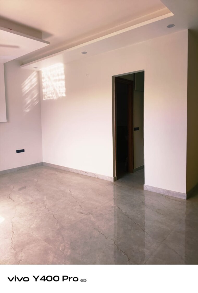 Room, sahastradhara road 4 Bedroom 145 Sq.Yd. Villa In Sahastradhara Road Dehradun 9574831