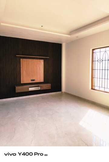 Room in 4 BHK Villa at Sahastradhara Road – for Sale