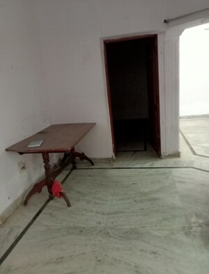 Room in 2 BHK Independent House at Vikas Nagar – for Rent