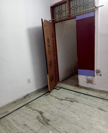 Room in 2 BHK Independent House at Vikas Nagar – for Rent