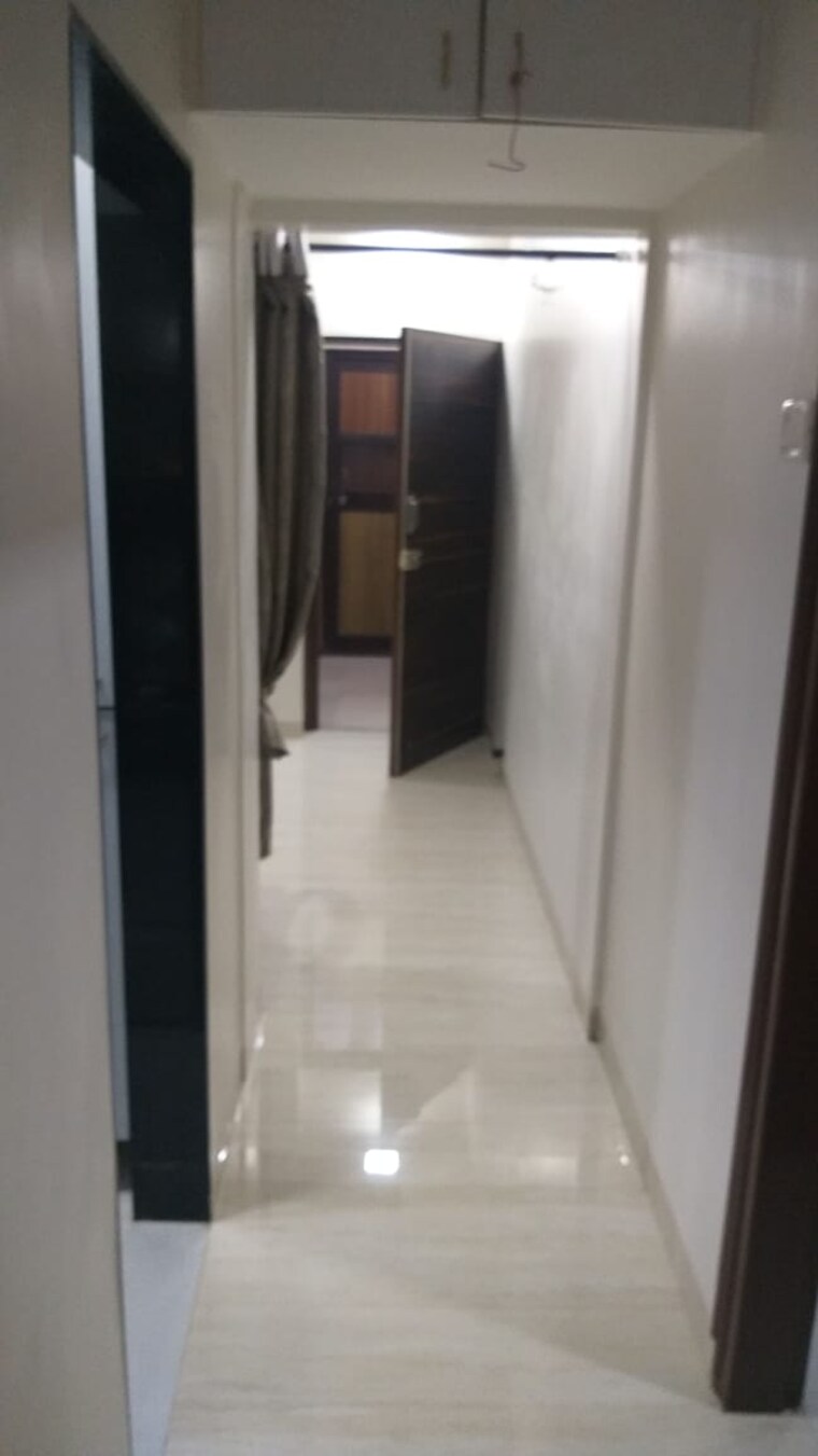 undefined, juhu 3 Bedroom 1100 Sq.Ft. Apartment In Juhu Mumbai 9574786