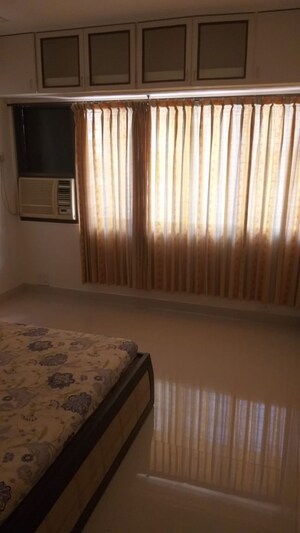Bedroom in 3 BHK Apartment at Juhu – for Rent