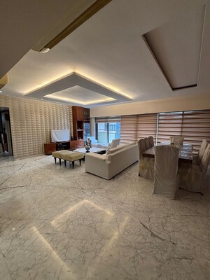 4 BHK Apartment For Rent in Ebony Apartment, Bandra West