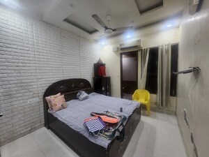 Bedroom in 3 BHK Builder Floor at Sushma Infinium, Ghazipur – for Rent