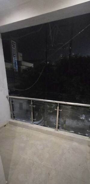 Balcony in 2 BHK Apartment at Hazratganj – for Rent