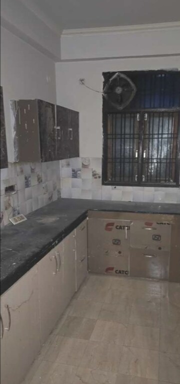 Kitchen in 2 BHK Apartment at Hazratganj – for Rent