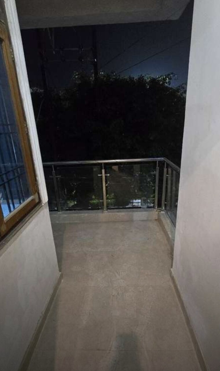 Balcony, hazratganj 2 Bedroom 1260 Sq.Ft. Apartment In Hazratganj Lucknow 9574850