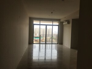 Room in 4 BHK Apartment at Emaar Palm Terraces Select, Sector 66 – for Rent