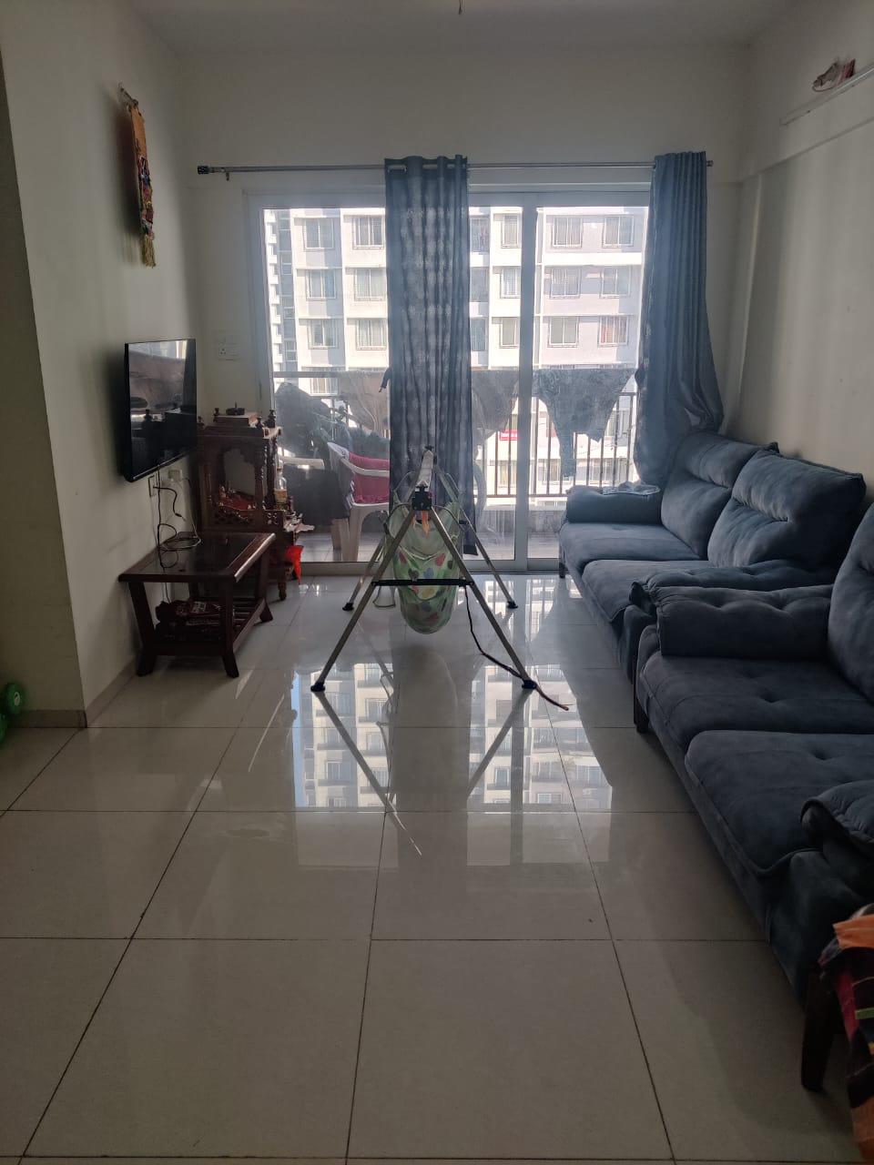 2 BHK + Study Room Apartment For Rent in Kolte Patil Life Republic