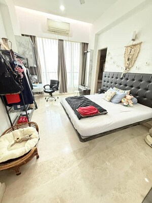 Master Bedroom in 4 BHK Apartment at Benchmark Solus, Bandra West – for Rent