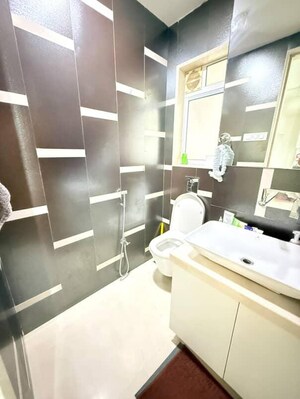 Bathroom in 4 BHK Apartment at Benchmark Solus, Bandra West – for Rent