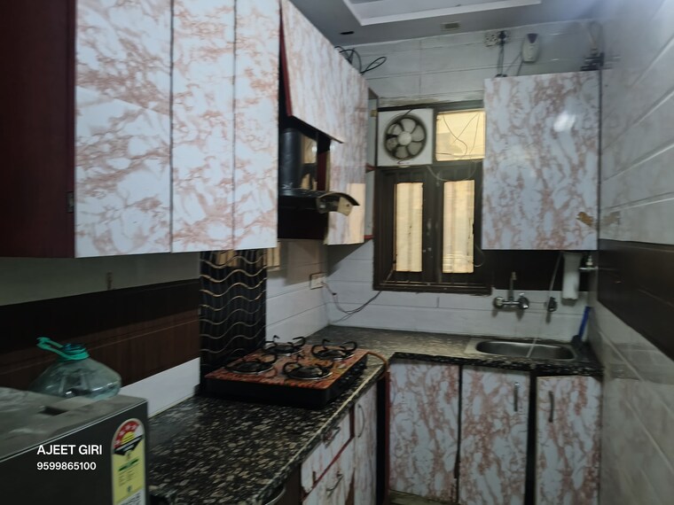 Kitchen, rohini sector 25 3 Bedroom 64 Sq.Mt. Builder Floor In Rohini Sector 25 Delhi 9574931