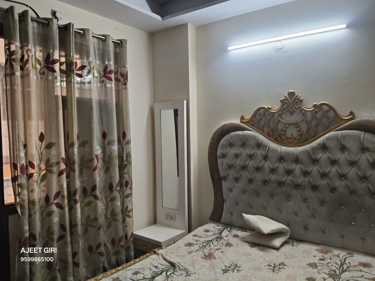 Bedroom, rohini sector 25 3 Bedroom 64 Sq.Mt. Builder Floor In Rohini Sector 25 Delhi 9574931