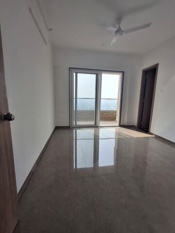 Room in 3 BHK Apartment at Venkatesh Skydale, Hingne Khurd – for Sale