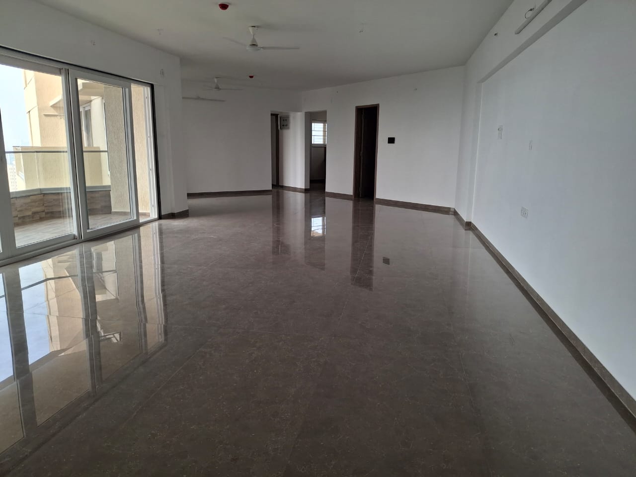 3 BHK + Servant Room 1700 Sq.Ft. Apartment in Venkatesh Skydale