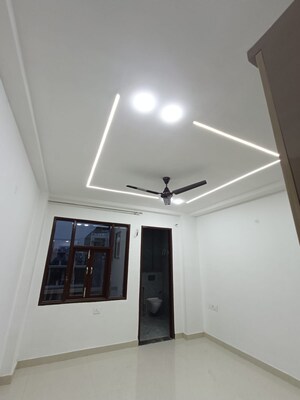 Room in 3 BHK Apartment at Sector 47 – for Rent