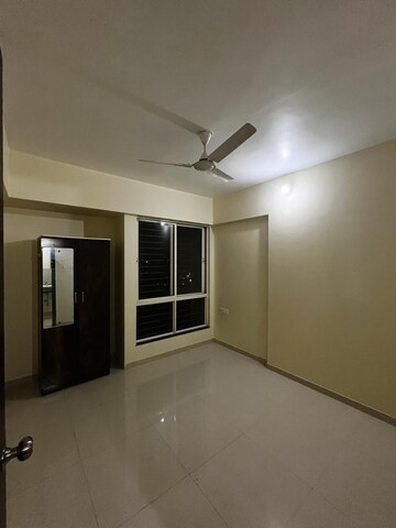 Room in 2 BHK Apartment at Yashada Splendid Courtyard, Lohgaon – for Rent