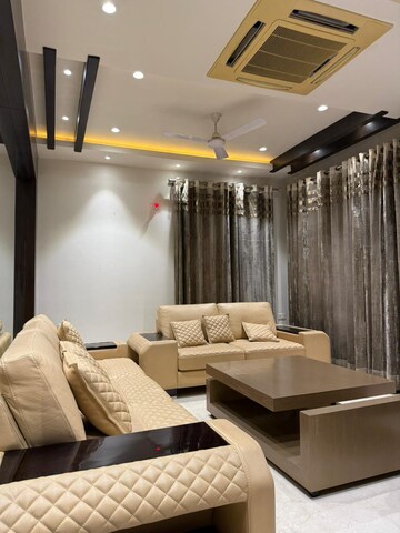 3 BHK Independent House For Rent in RWA Apartments Sector 51, Sector 51