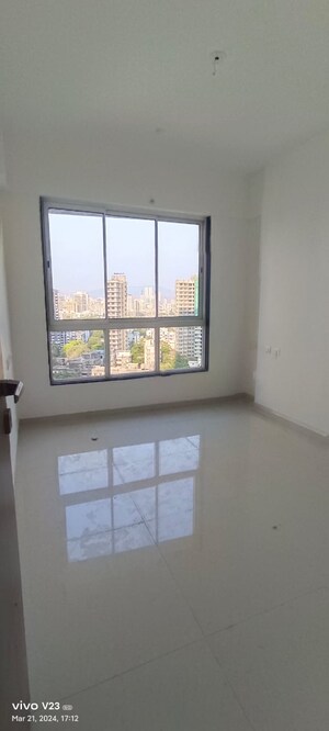 2 BHK Apartment For Sale in Shreeji Atlantis, Malad West