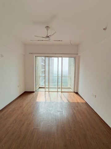 Room in 3.5 BHK Apartment at Lodha Belmondo, Gahunje – for Rent