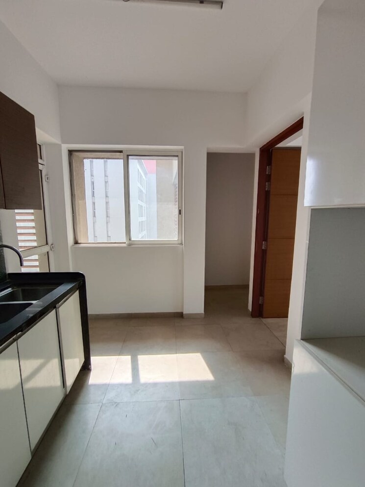 Room, lodha-belmondo 3.5 Bedroom 2000 Sq.Ft. Apartment In Gahunje Pune 9575127