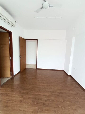 Room in 3.5 BHK Apartment at Lodha Belmondo, Gahunje – for Rent